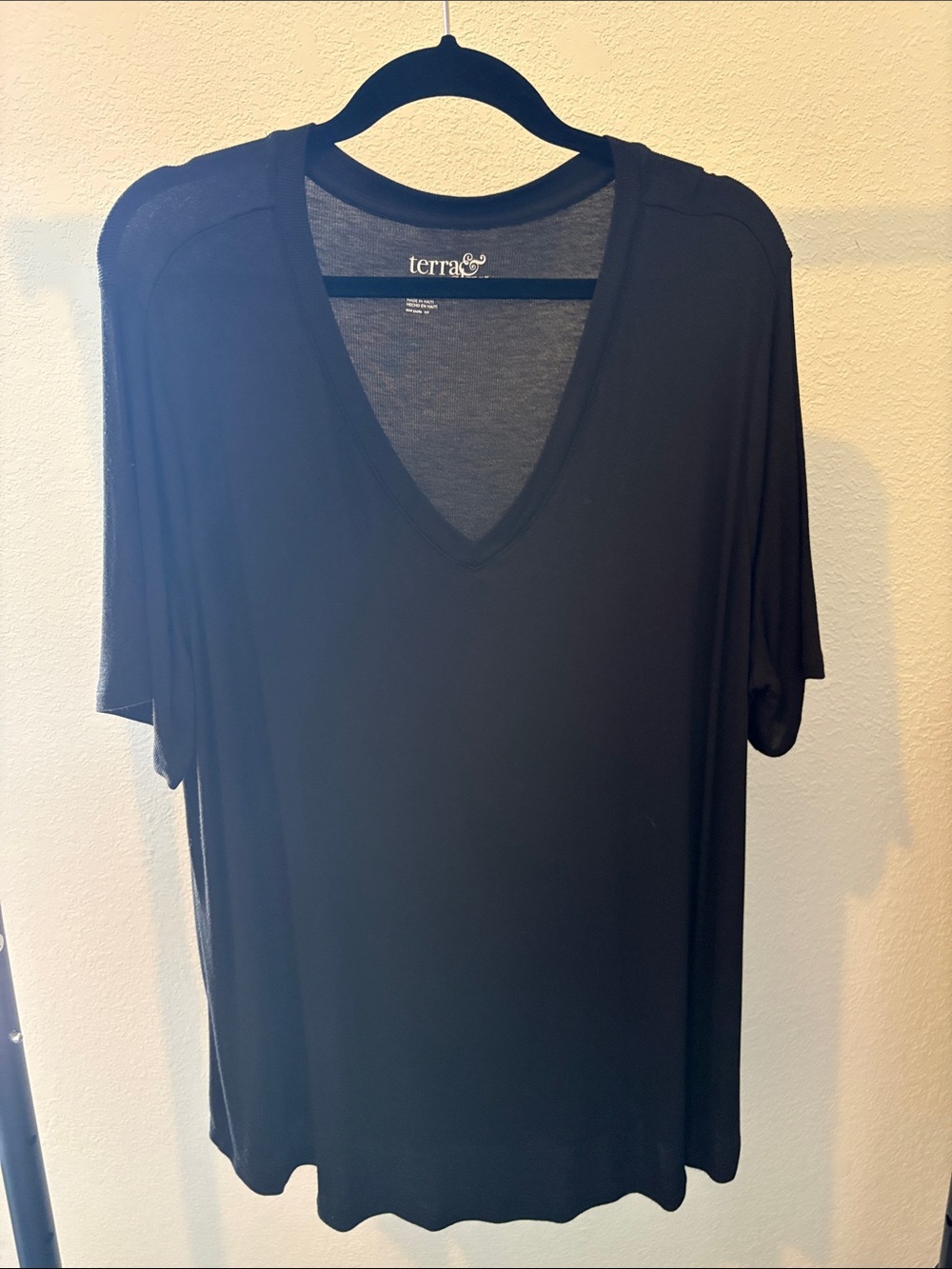 Women’s 2X Fancy T Shirt Bundle(4) - Picture 5 of 5